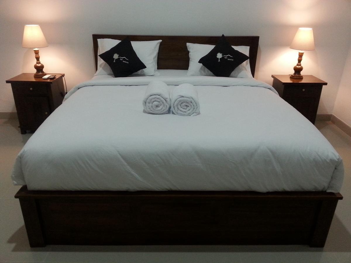 Ega Homestay Toyapakeh Bagian luar foto