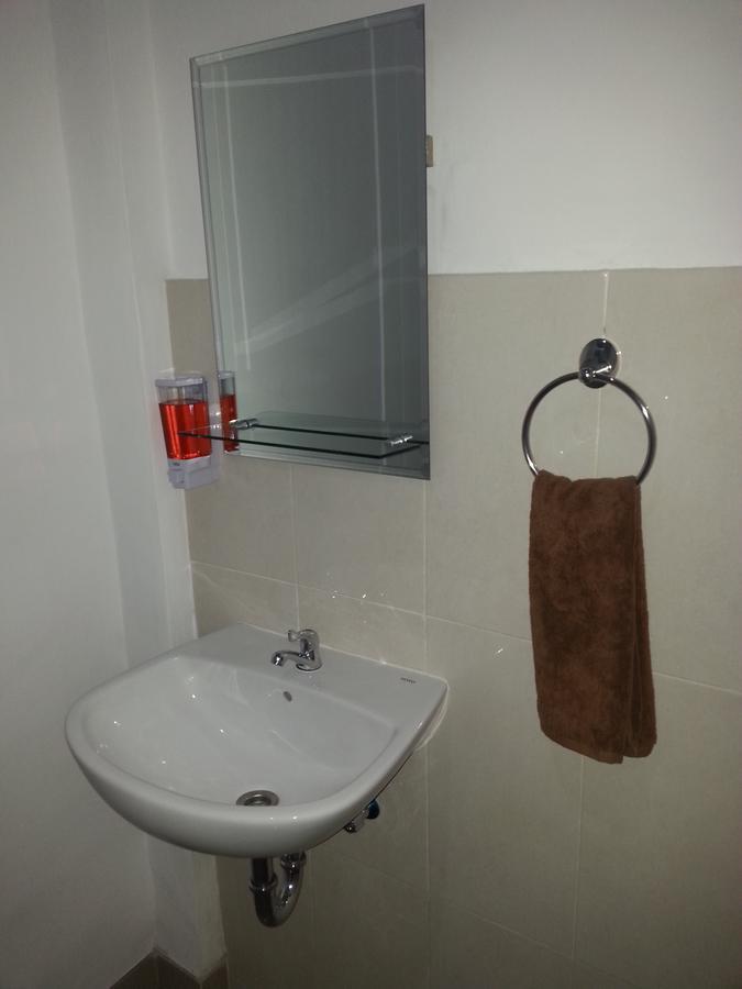Ega Homestay Toyapakeh Bagian luar foto