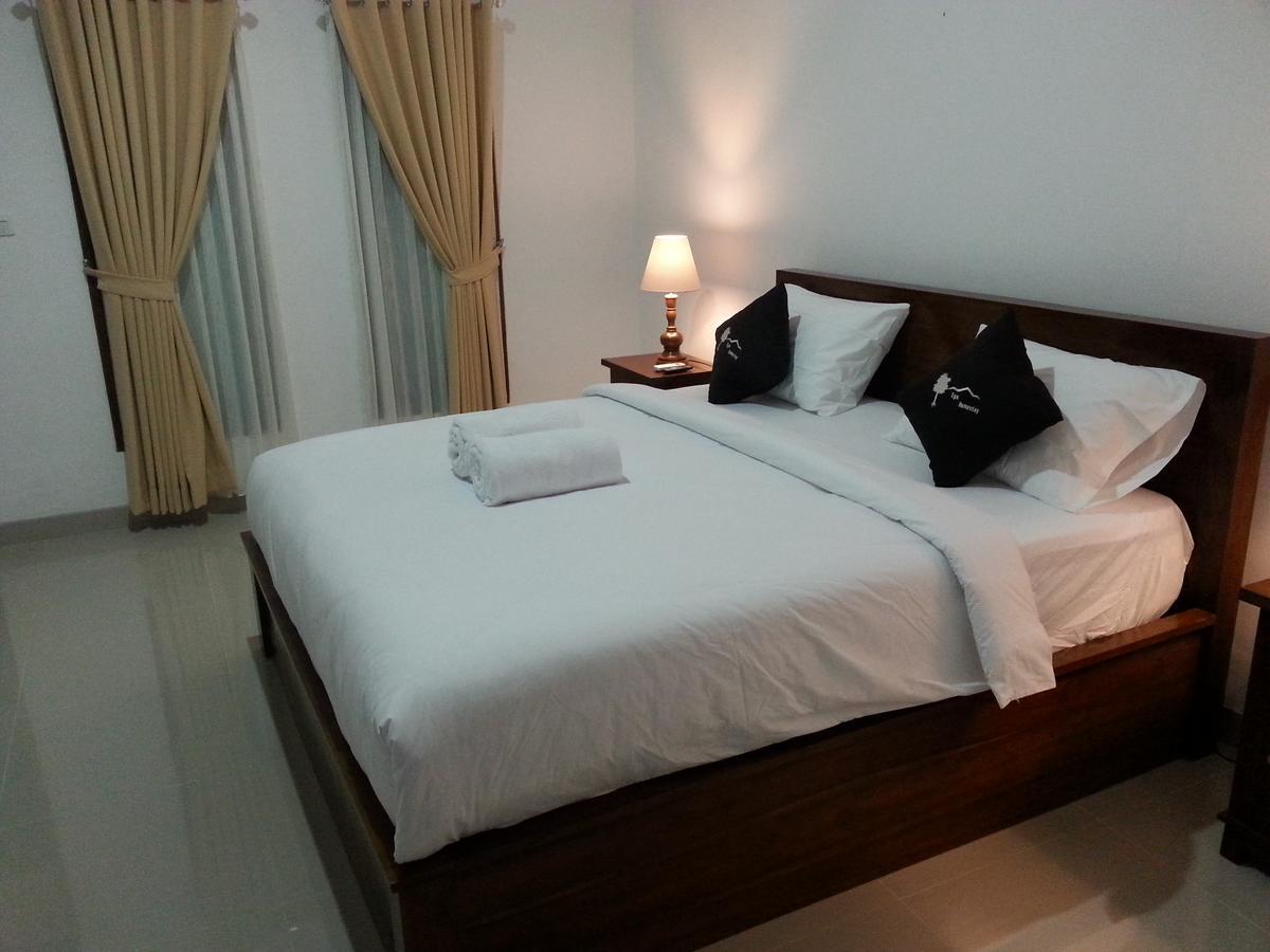Ega Homestay Toyapakeh Bagian luar foto