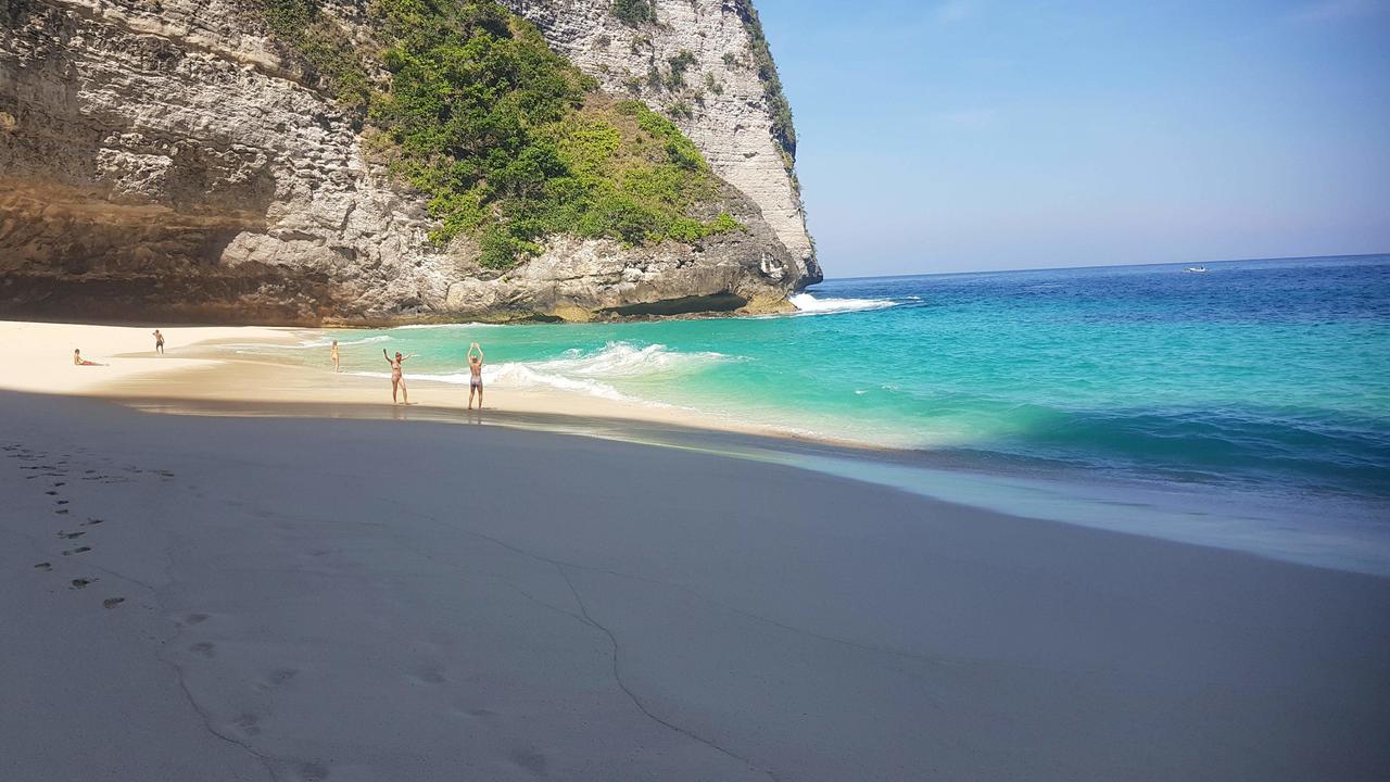 Ega Homestay Toyapakeh Bagian luar foto